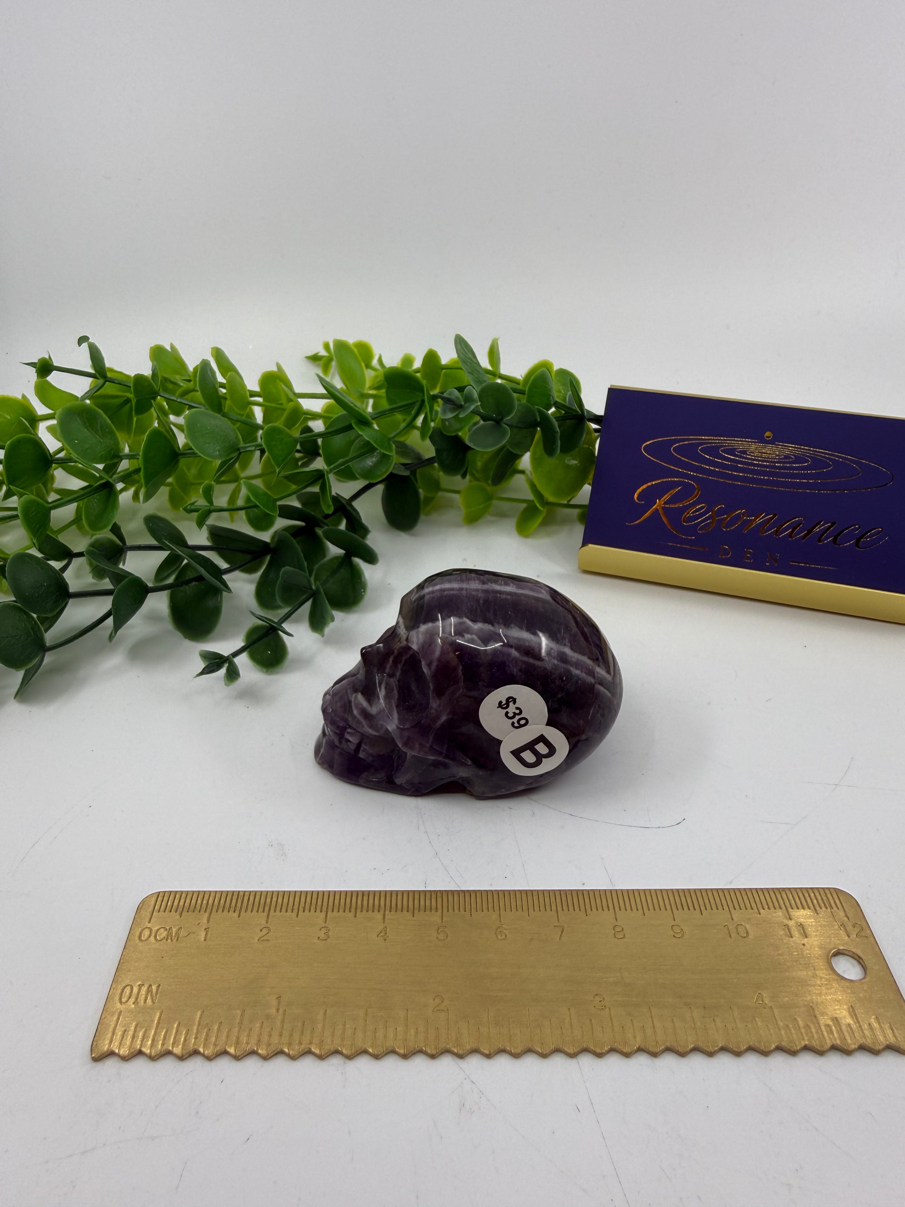 Chevron Amethyst Skull Carving (Opt B)